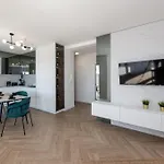 Apartment Gaj 2 *